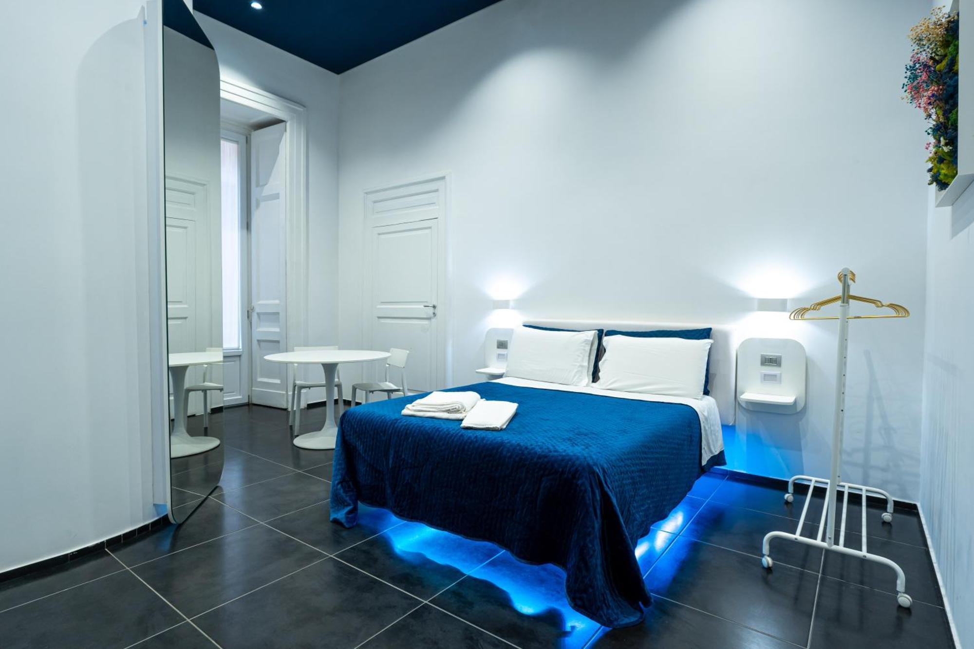 Bed and Breakfast Skyhouse Chiatamone Neapol Exteriér fotografie