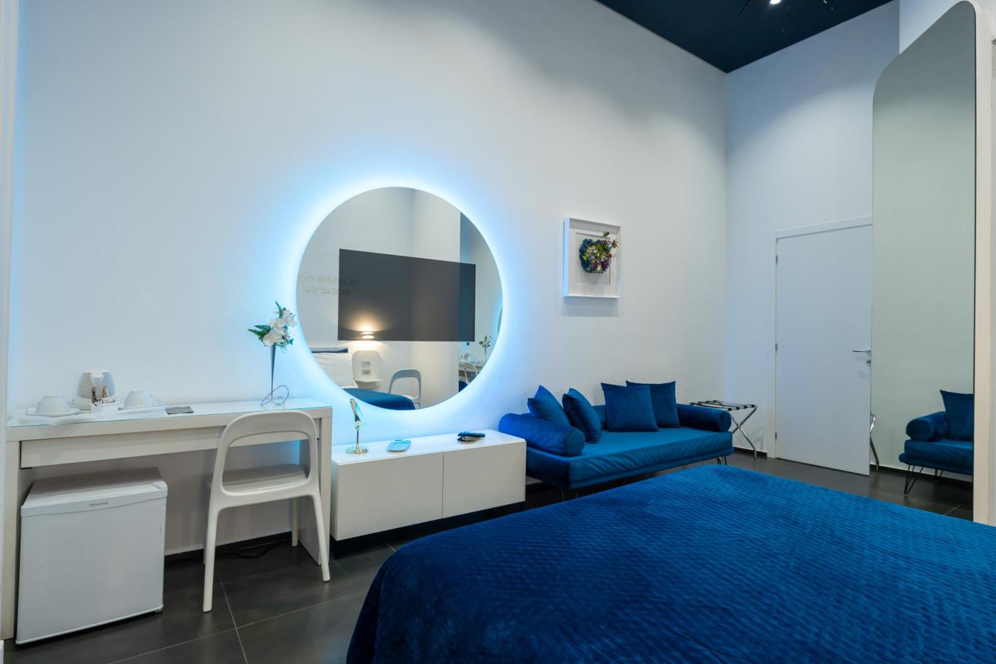 Bed and Breakfast Skyhouse Chiatamone Neapol Exteriér fotografie