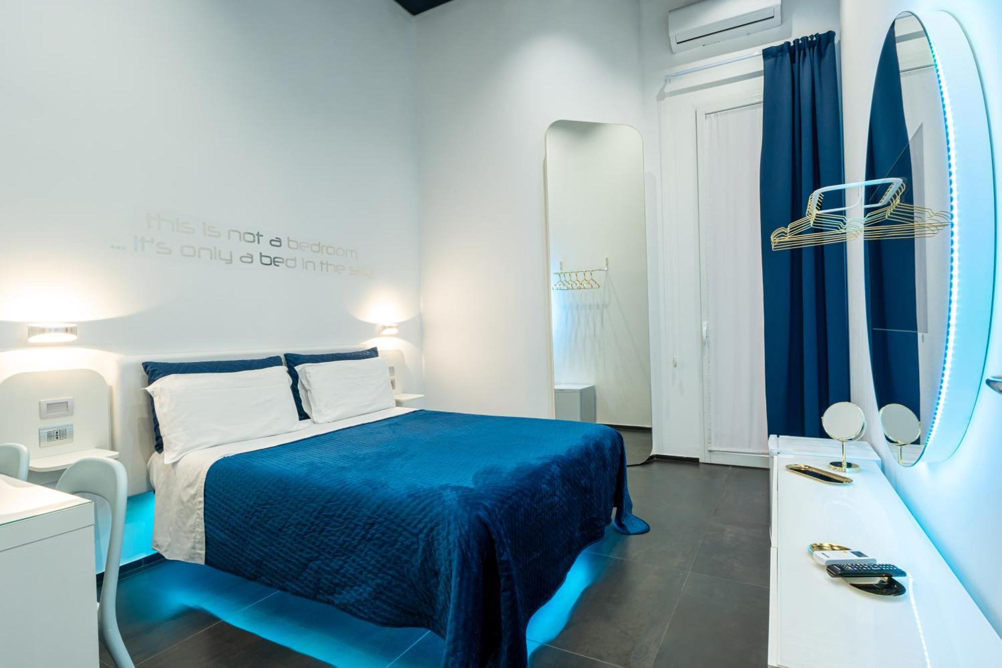 Bed and Breakfast Skyhouse Chiatamone Neapol Exteriér fotografie
