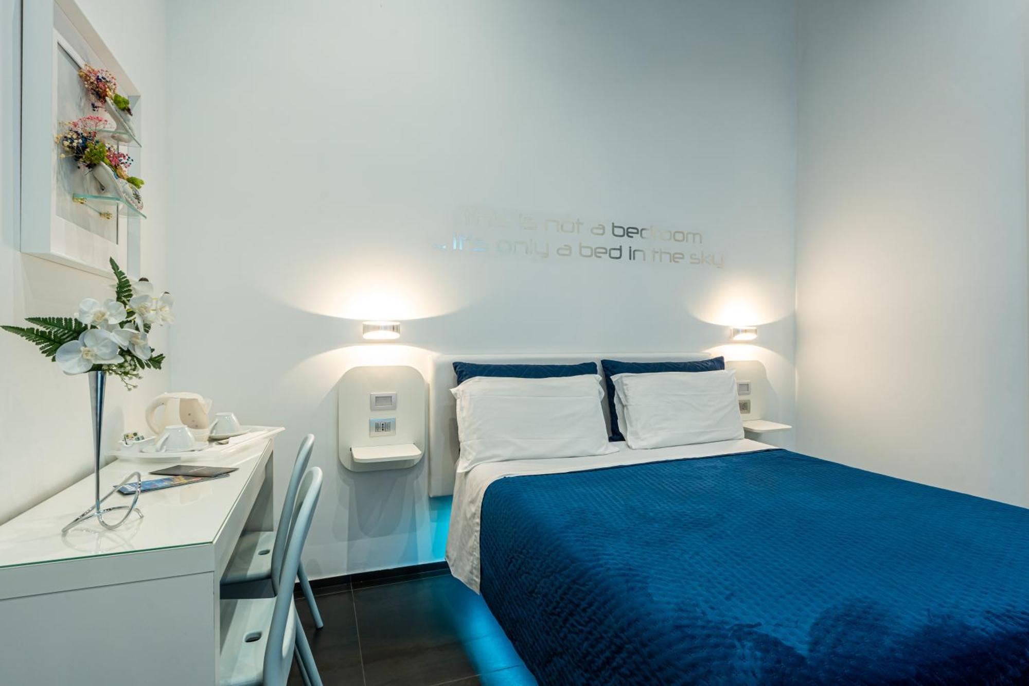 Bed and Breakfast Skyhouse Chiatamone Neapol Exteriér fotografie